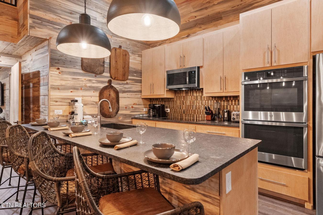 Sevierville, Sevier County - 27, 37876, United States, 3 Bedrooms Bedrooms, ,3 BathroomsBathrooms,Residential,For Sale,1972044