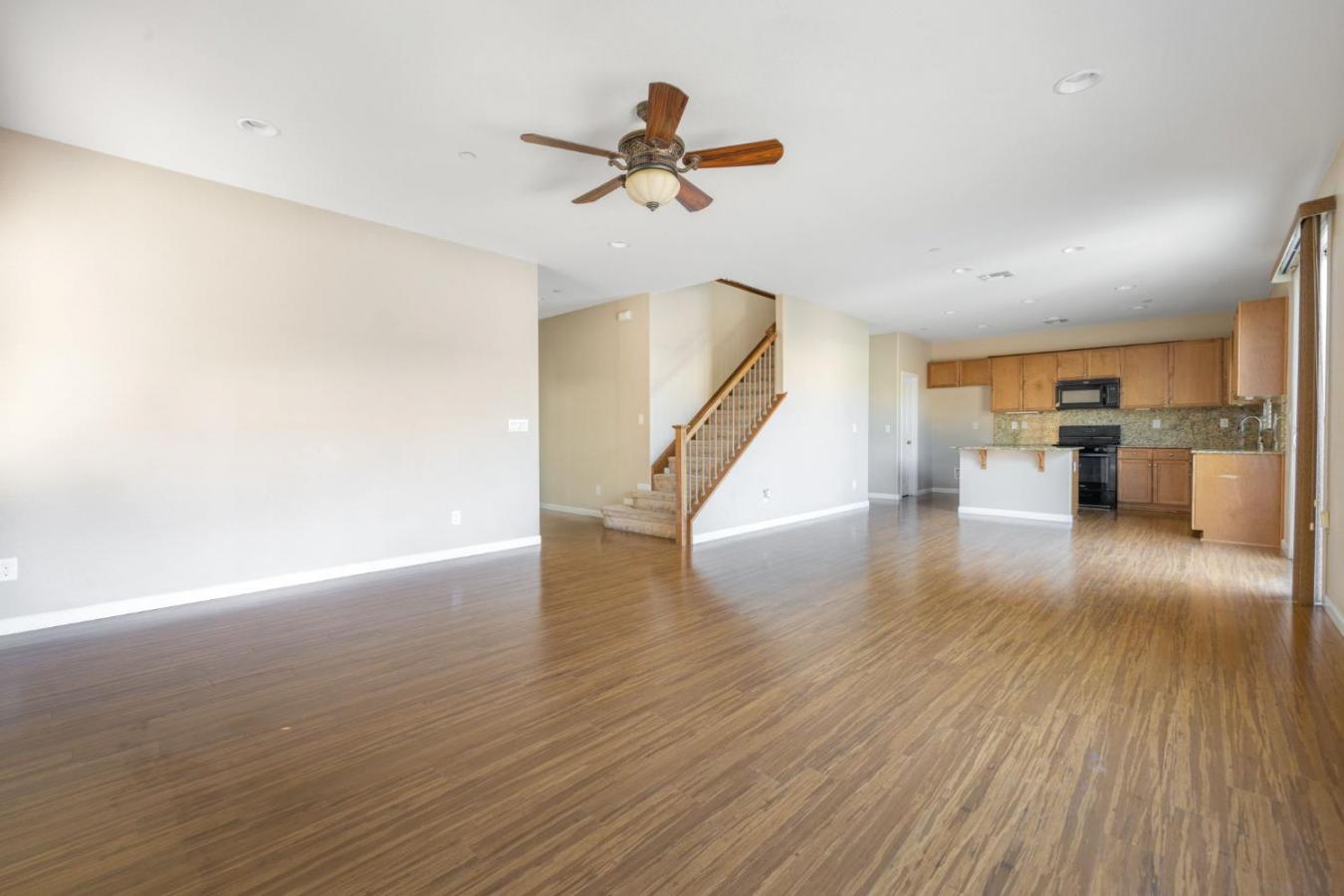 Elk Grove, Sacramento, 95757, United States, 6 Bedrooms Bedrooms, ,3 BathroomsBathrooms,Residential,For Sale,1972043