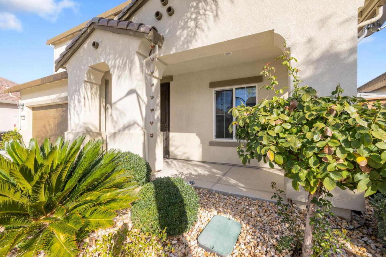 Elk Grove, Sacramento, 95757, United States, 6 Bedrooms Bedrooms, ,3 BathroomsBathrooms,Residential,For Sale,1972043