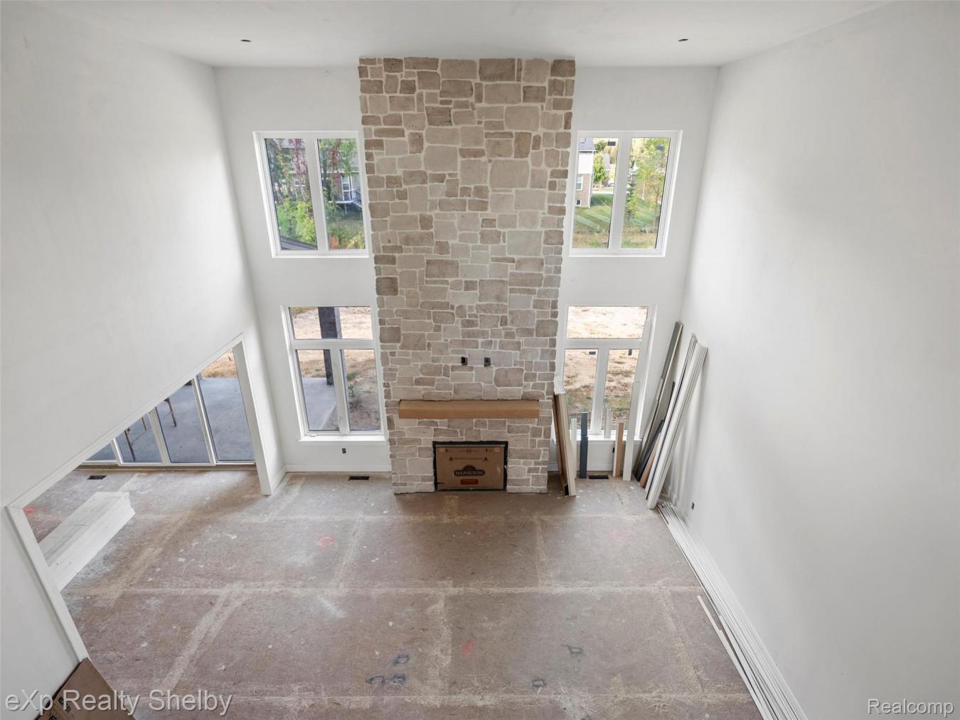 Rochester Hills, Oakland, 48307, United States, 4 Bedrooms Bedrooms, ,3 BathroomsBathrooms,Residential,For Sale,1972041