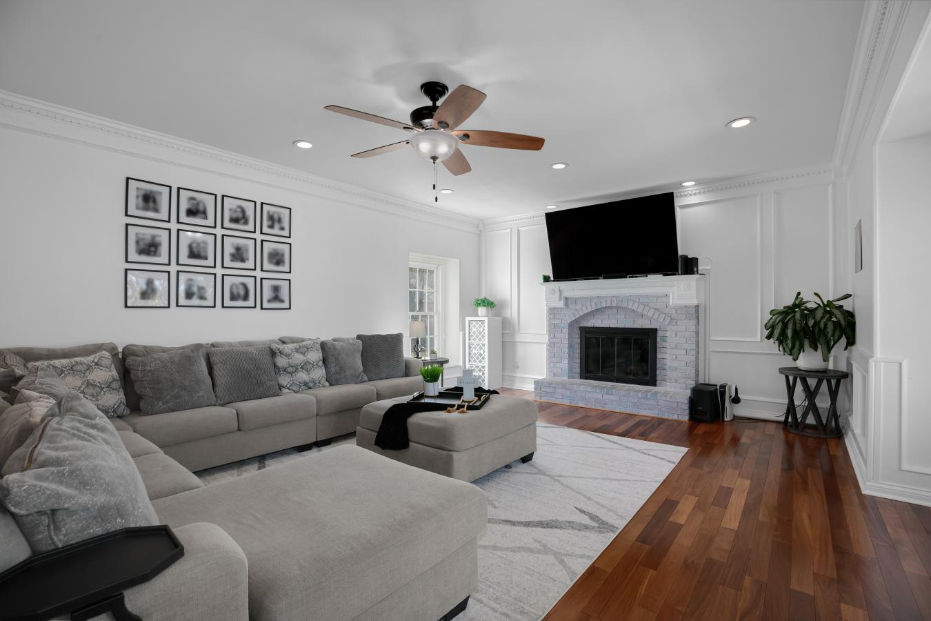 Weldon Spring, St. Charles, 63304, United States, 6 Bedrooms Bedrooms, ,3 BathroomsBathrooms,Residential,For Sale,1973501