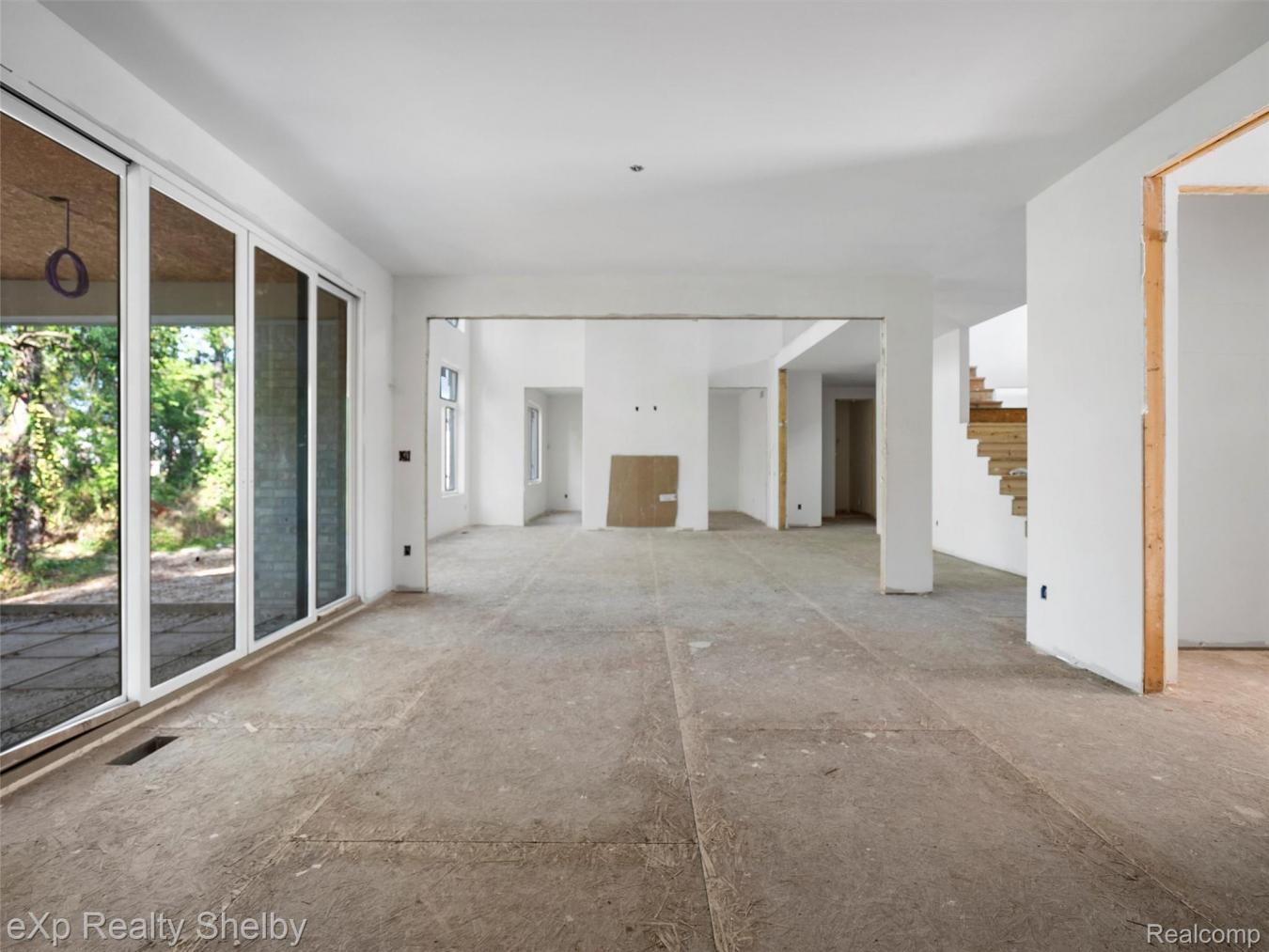 Rochester Hills, Oakland, 48307, United States, 4 Bedrooms Bedrooms, ,3 BathroomsBathrooms,Residential,For Sale,1972042