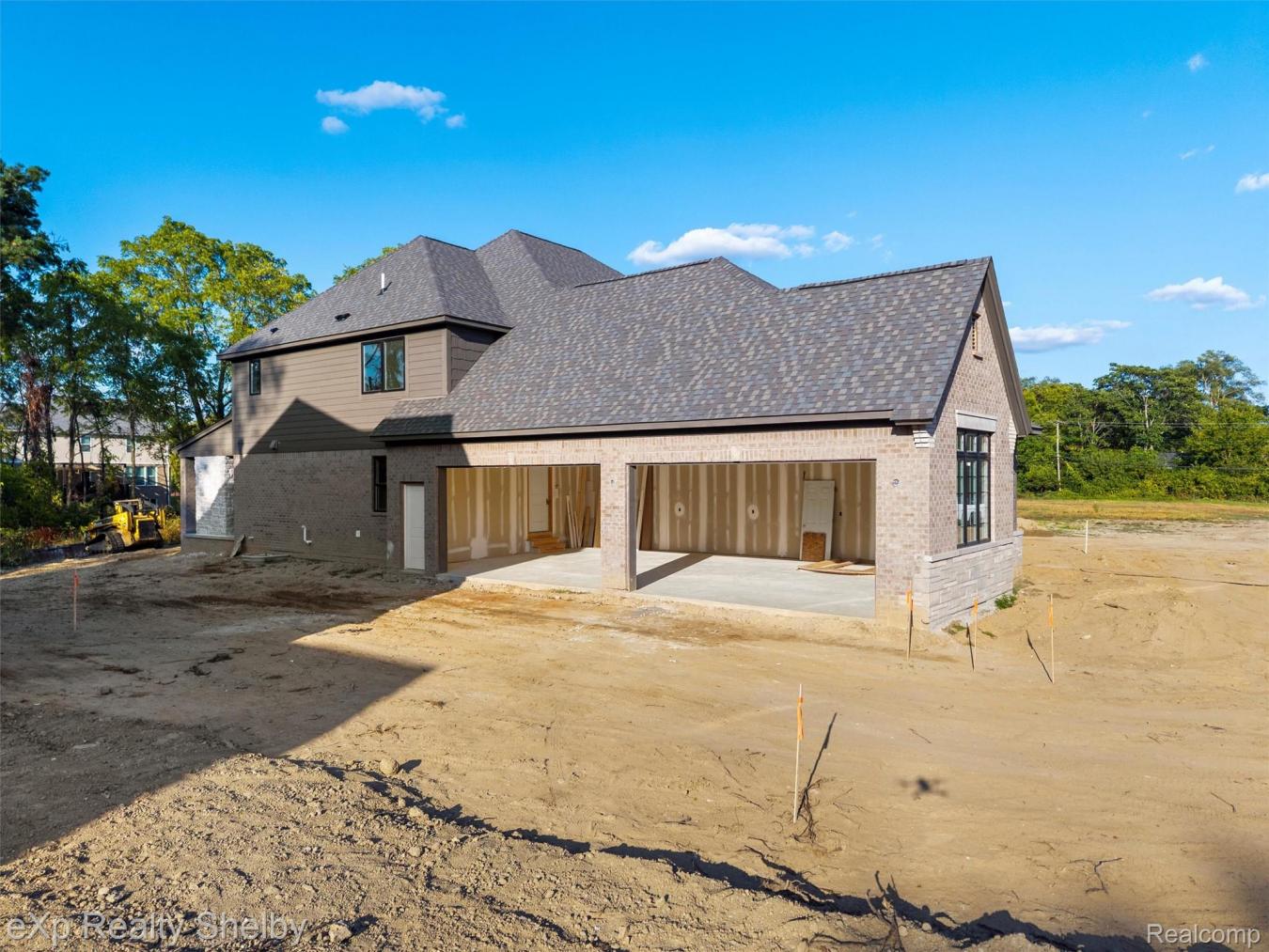 Rochester Hills, Oakland, 48307, United States, 4 Bedrooms Bedrooms, ,3 BathroomsBathrooms,Residential,For Sale,1972042