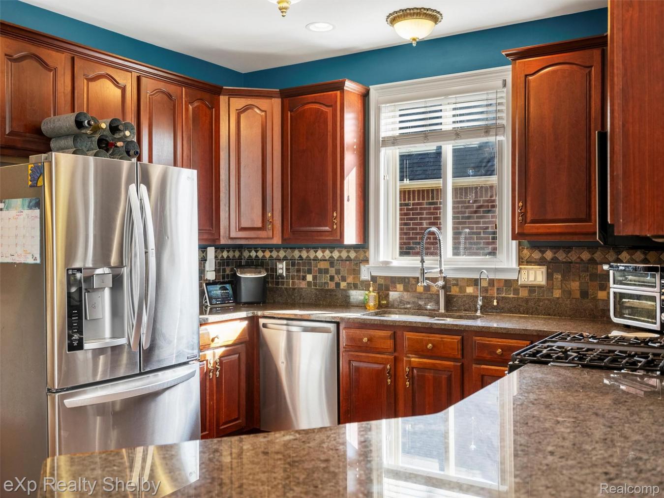 Clinton Charter Township, Macomb, 48038, United States, 4 Bedrooms Bedrooms, ,2 BathroomsBathrooms,Residential,For Sale,1972038