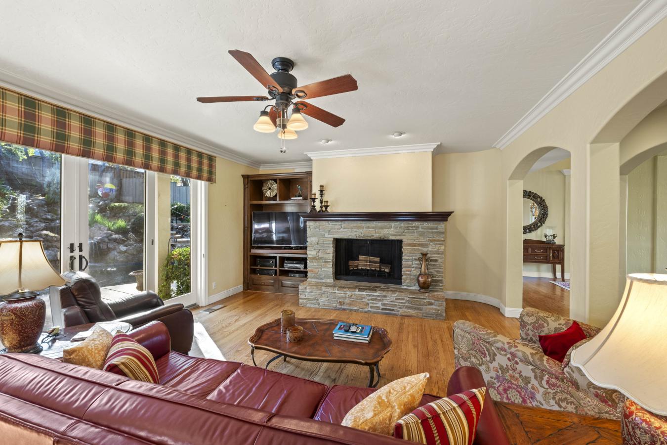 El Dorado Hills, El Dorado, 95762, United States, 4 Bedrooms Bedrooms, ,3 BathroomsBathrooms,Residential,For Sale,1987176