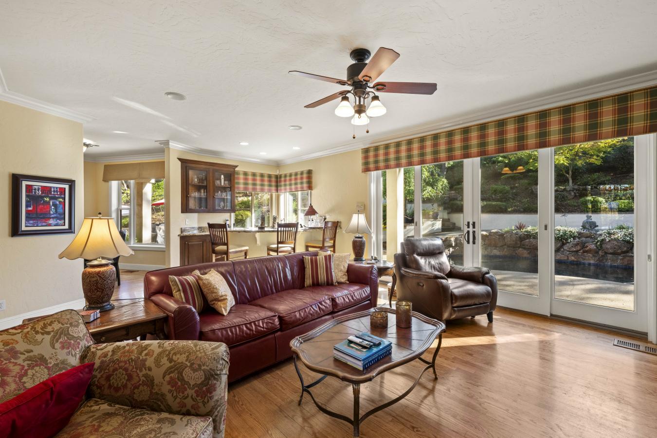 El Dorado Hills, El Dorado, 95762, United States, 4 Bedrooms Bedrooms, ,3 BathroomsBathrooms,Residential,For Sale,1987176