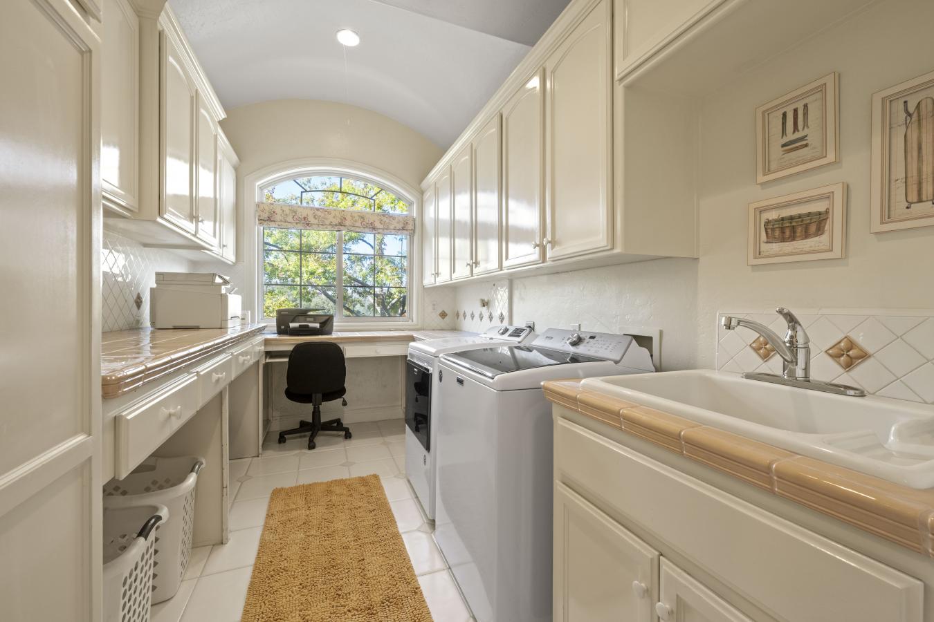 El Dorado Hills, El Dorado, 95762, United States, 4 Bedrooms Bedrooms, ,3 BathroomsBathrooms,Residential,For Sale,1987176