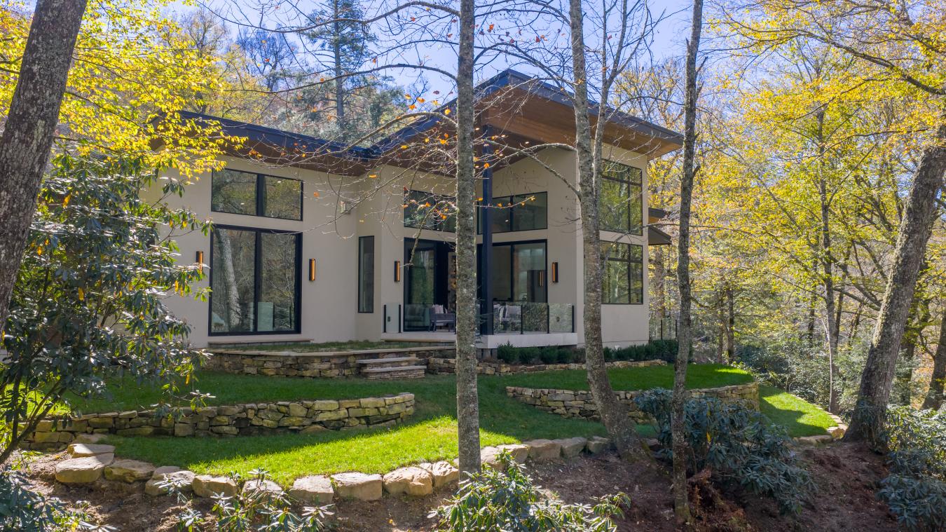 Highlands, Macon, 28741, United States, 3 Bedrooms Bedrooms, ,3 BathroomsBathrooms,Residential,For Sale,1995226