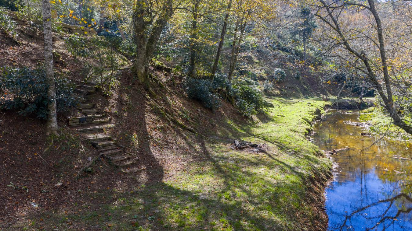 Highlands, Macon, 28741, United States, 3 Bedrooms Bedrooms, ,3 BathroomsBathrooms,Residential,For Sale,1995226