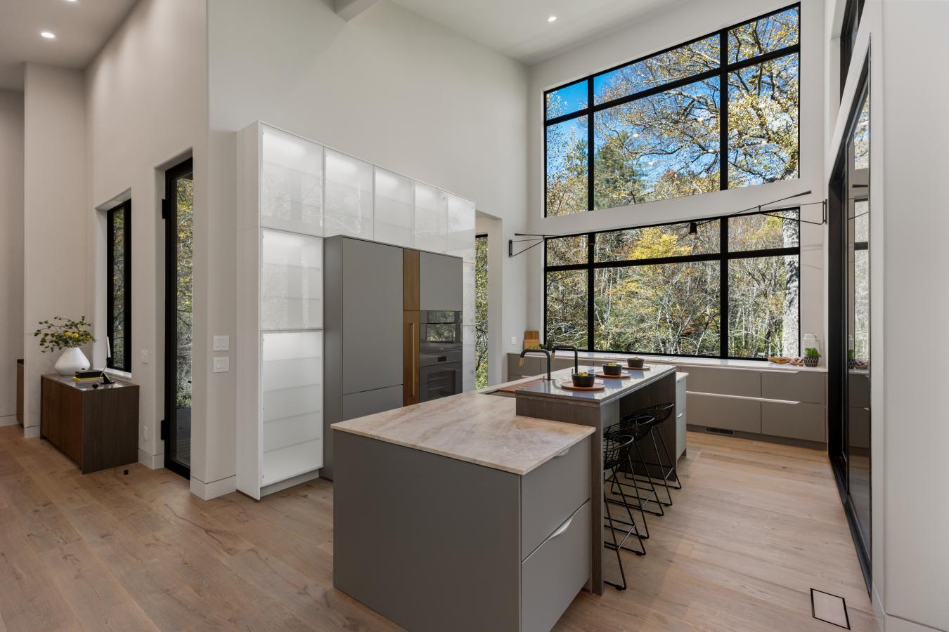 Highlands, Macon, 28741, United States, 3 Bedrooms Bedrooms, ,3 BathroomsBathrooms,Residential,For Sale,1995226