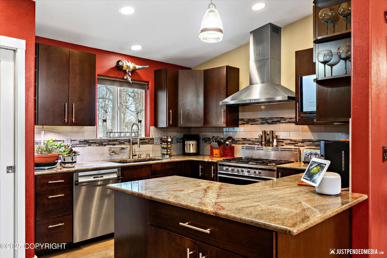 Wasilla, Alaska, 99654, United States, 5 Bedrooms Bedrooms, ,3 BathroomsBathrooms,Residential,For Sale,1972039