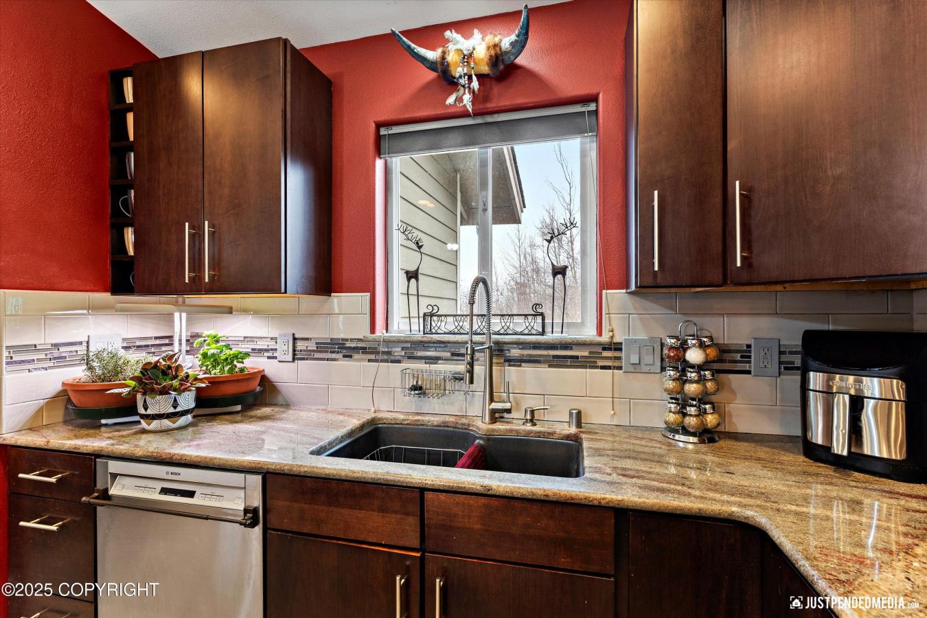 Wasilla, Alaska, 99654, United States, 5 Bedrooms Bedrooms, ,3 BathroomsBathrooms,Residential,For Sale,1972039