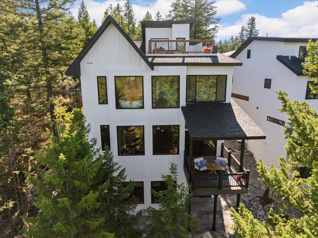 Bigfork, Flathead, 59911, United States, 5 Bedrooms Bedrooms, ,4 BathroomsBathrooms,Residential,For Sale,1972035