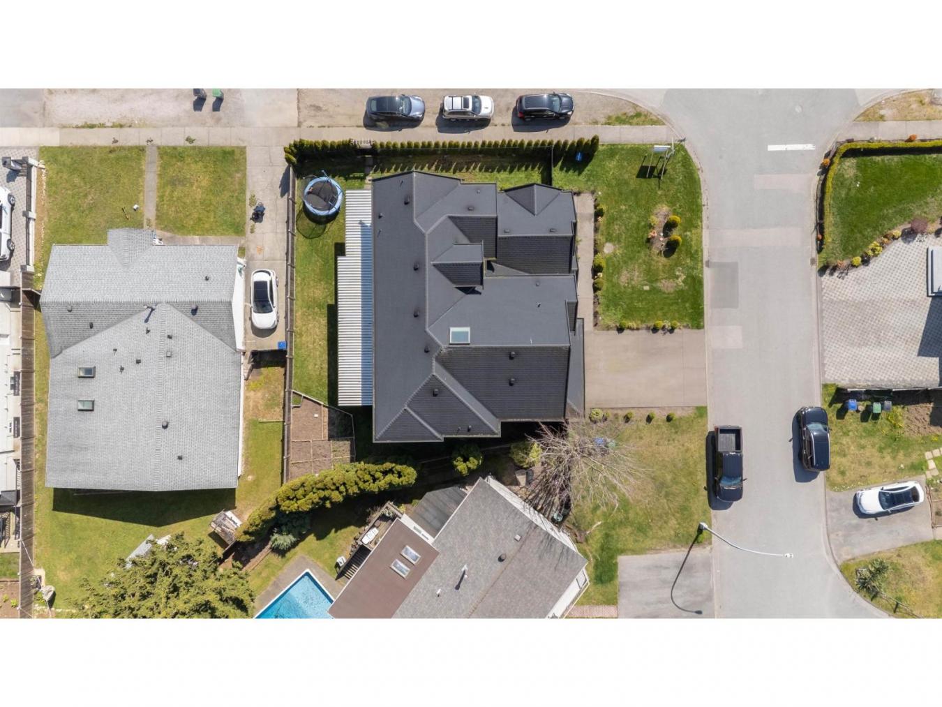 Surrey, BC, V3S4Y6, Canada, 8 Bedrooms Bedrooms, ,6 BathroomsBathrooms,Residential,For Sale,1972029