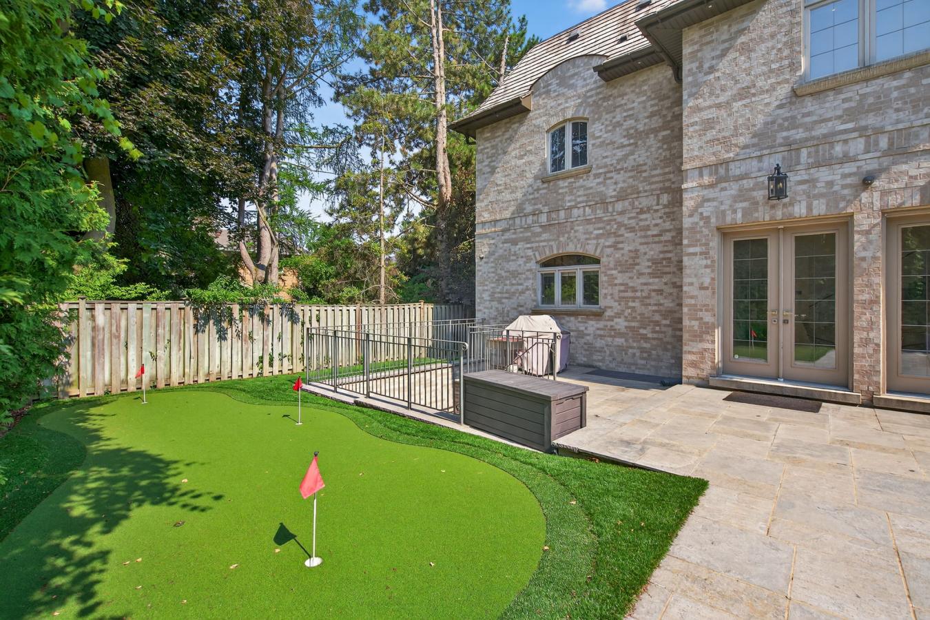 Toronto, ON, M2L 2C3, Canada, 5 Bedrooms Bedrooms, ,5 BathroomsBathrooms,Residential,For Sale,1972028