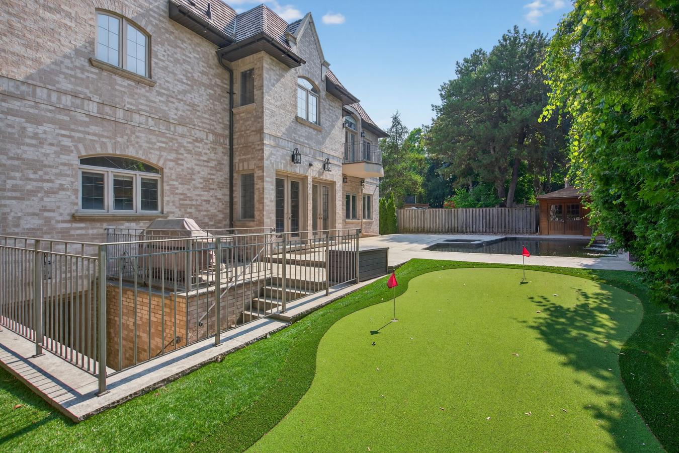 Toronto, ON, M2L 2C3, Canada, 5 Bedrooms Bedrooms, ,5 BathroomsBathrooms,Residential,For Sale,1972028