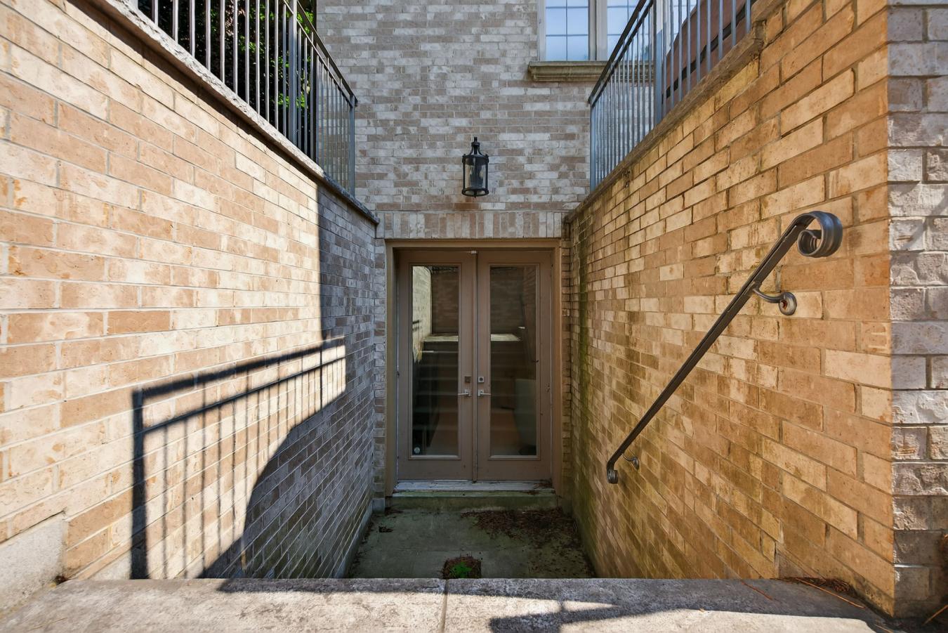 Toronto, ON, M2L 2C3, Canada, 5 Bedrooms Bedrooms, ,5 BathroomsBathrooms,Residential,For Sale,1972028