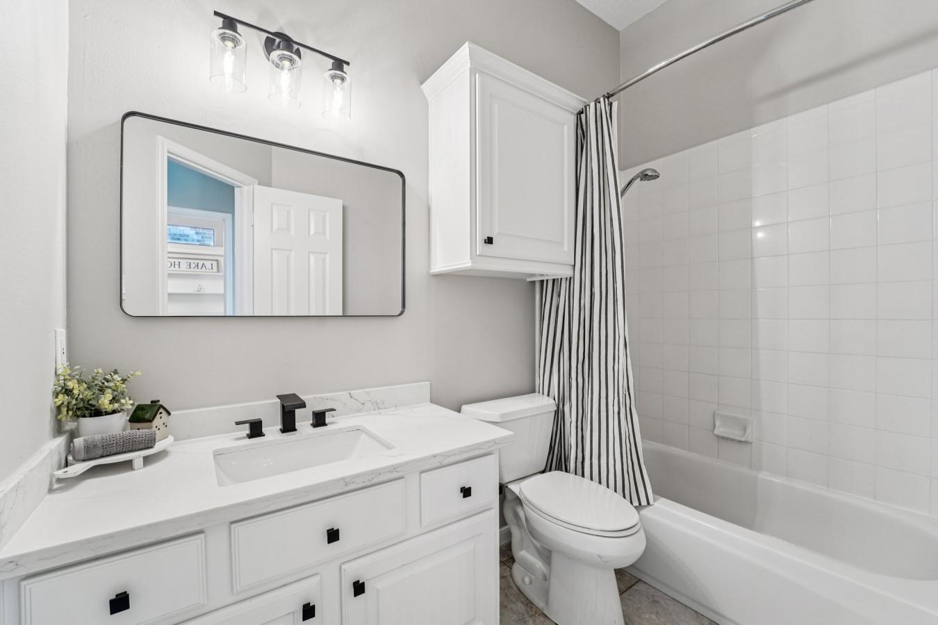 Montgomery, Montgomery, 77356, United States, 3 Bedrooms Bedrooms, ,2 BathroomsBathrooms,Residential,For Sale,1973490