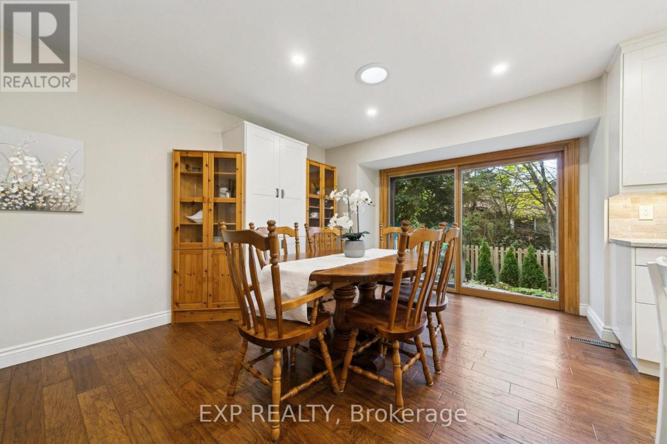 Mississauga (Erindale), ON, L5C3A2, Canada, ,Residential,For Sale,1973489