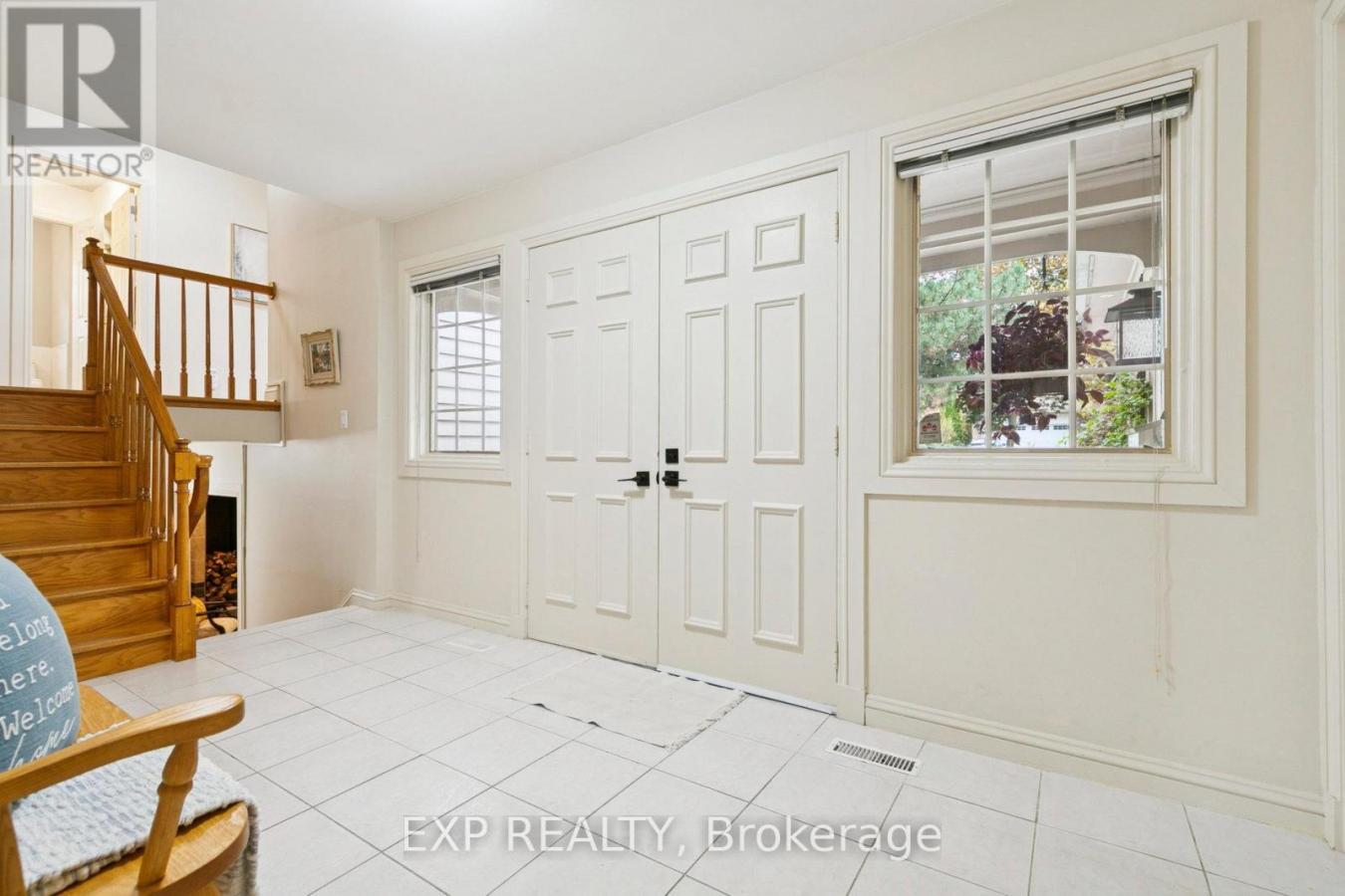 Mississauga (Erindale), ON, L5C3A2, Canada, ,Residential,For Sale,1973489