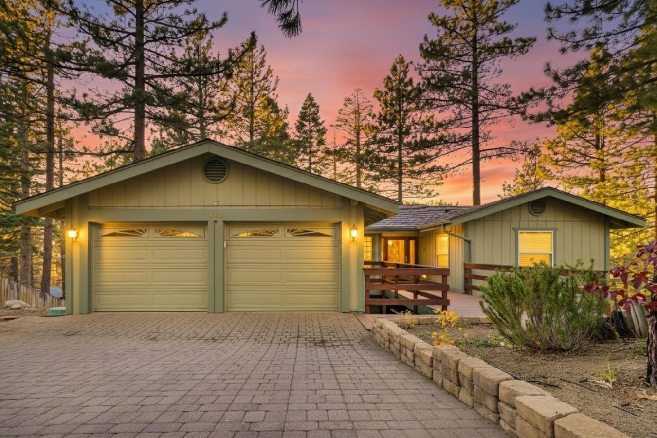 Stateline, Douglas, 89449, United States, 4 Bedrooms Bedrooms, ,3 BathroomsBathrooms,Residential,For Sale,1985816