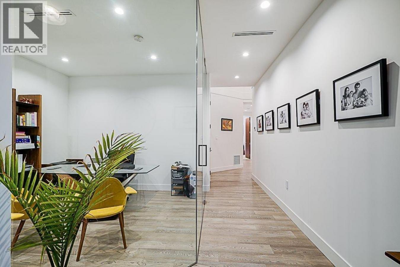 Burnaby, BC, V5J3G2, Canada, 6 Bedrooms Bedrooms, ,5 BathroomsBathrooms,Residential,For Sale,1973485