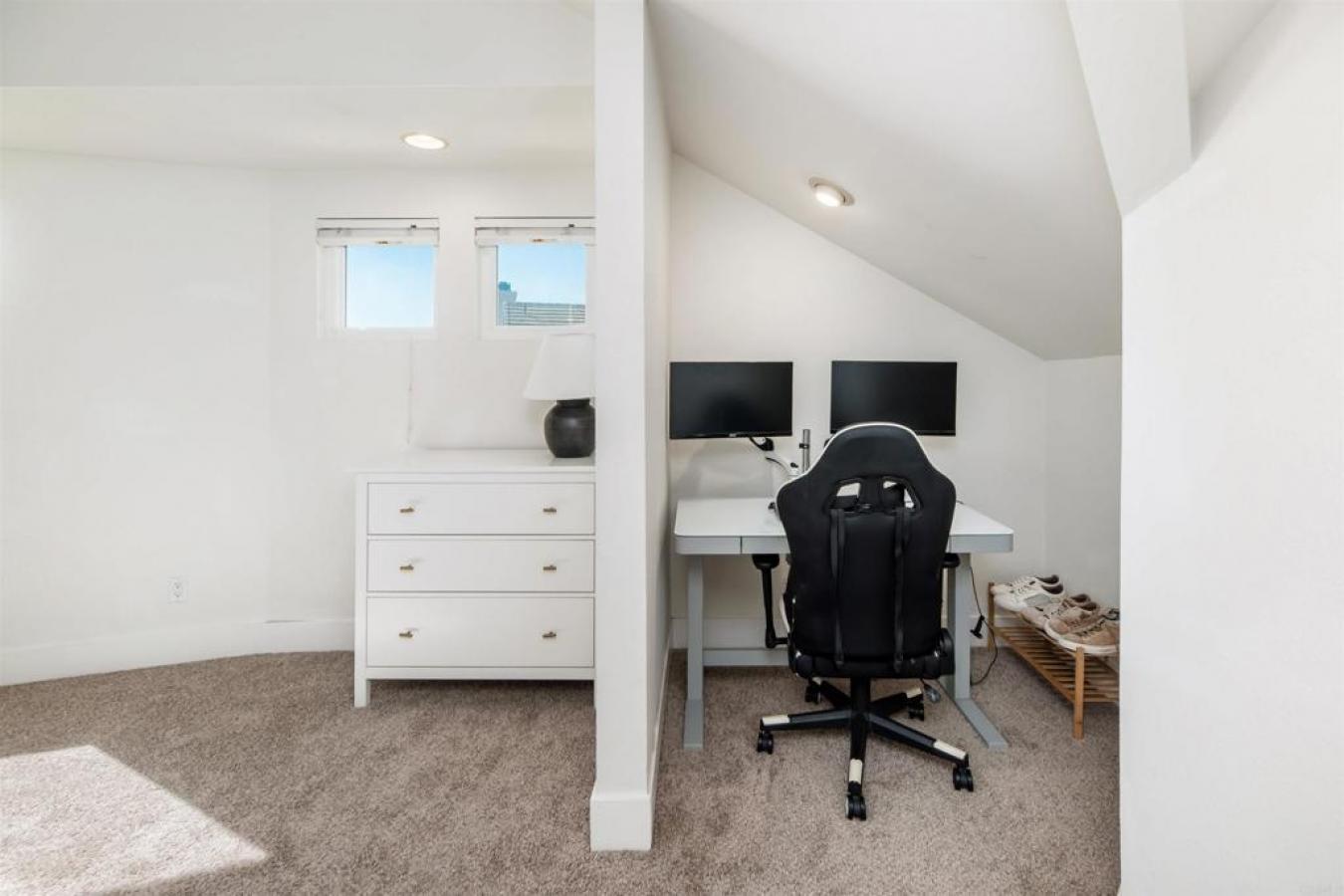 Carlsbad, San Diego, 92009, United States, 4 Bedrooms Bedrooms, ,3 BathroomsBathrooms,Residential,For Sale,1985815