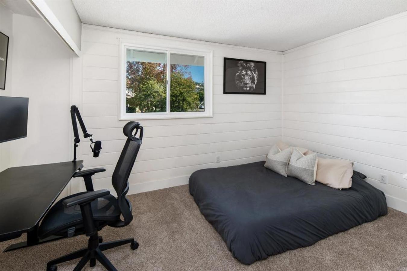 Carlsbad, San Diego, 92009, United States, 4 Bedrooms Bedrooms, ,3 BathroomsBathrooms,Residential,For Sale,1985815