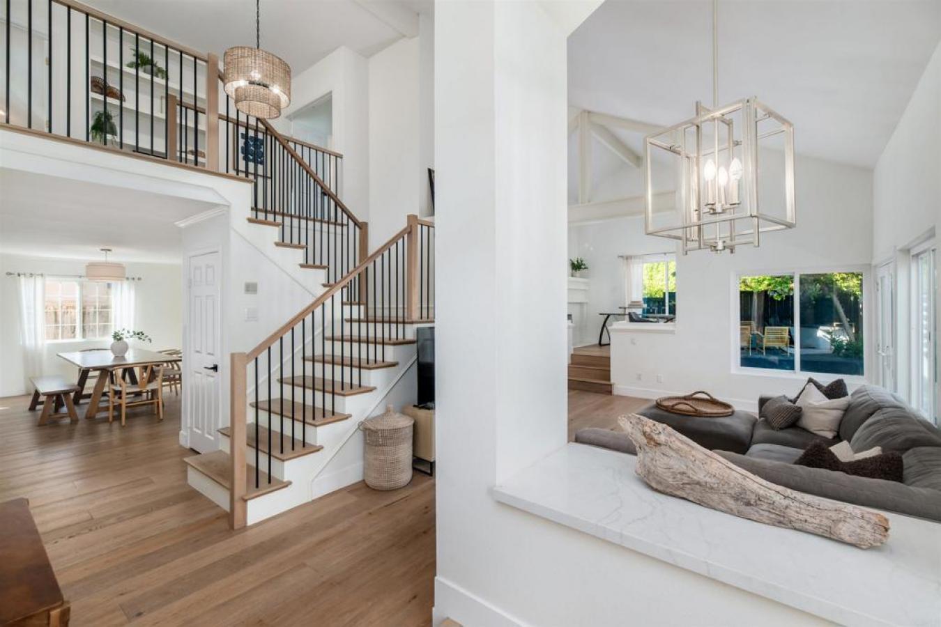 Carlsbad, San Diego, 92009, United States, 4 Bedrooms Bedrooms, ,3 BathroomsBathrooms,Residential,For Sale,1985815