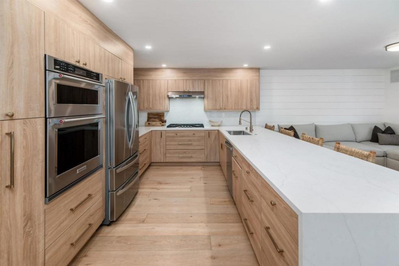 Carlsbad, San Diego, 92009, United States, 4 Bedrooms Bedrooms, ,3 BathroomsBathrooms,Residential,For Sale,1985815