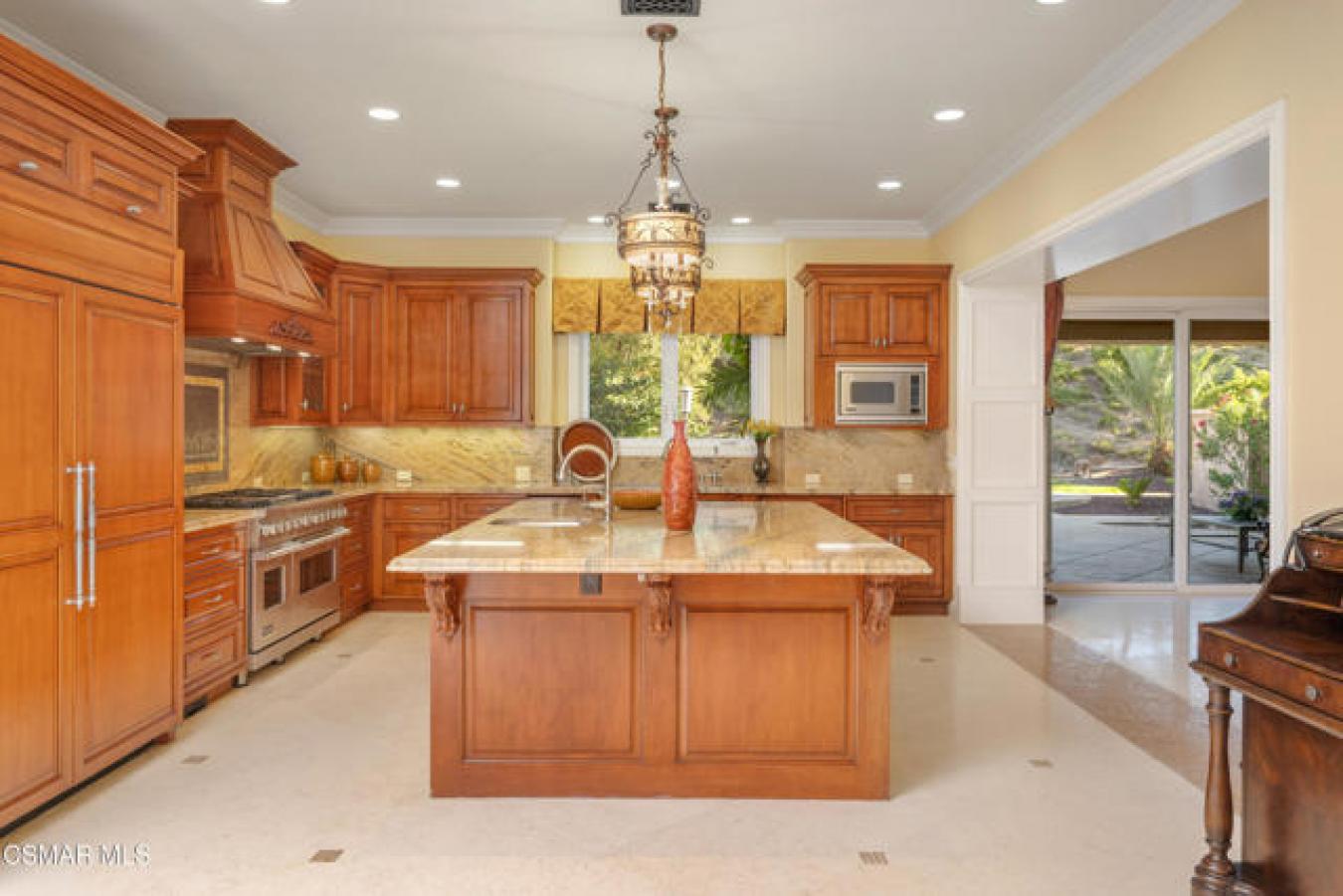 Simi Valley, Ventura, 93065, United States, 6 Bedrooms Bedrooms, ,4 BathroomsBathrooms,Residential,For Sale,1973482