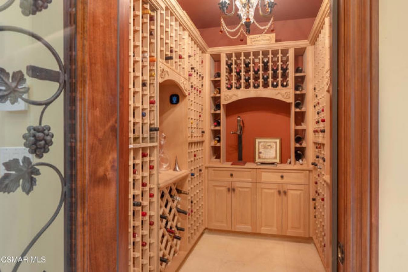 Simi Valley, Ventura, 93065, United States, 6 Bedrooms Bedrooms, ,4 BathroomsBathrooms,Residential,For Sale,1973482