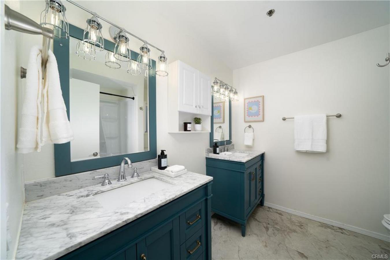 Pasadena, Los Angeles, 91101, United States, 2 Bedrooms Bedrooms, ,2 BathroomsBathrooms,Residential,For Sale,1973480