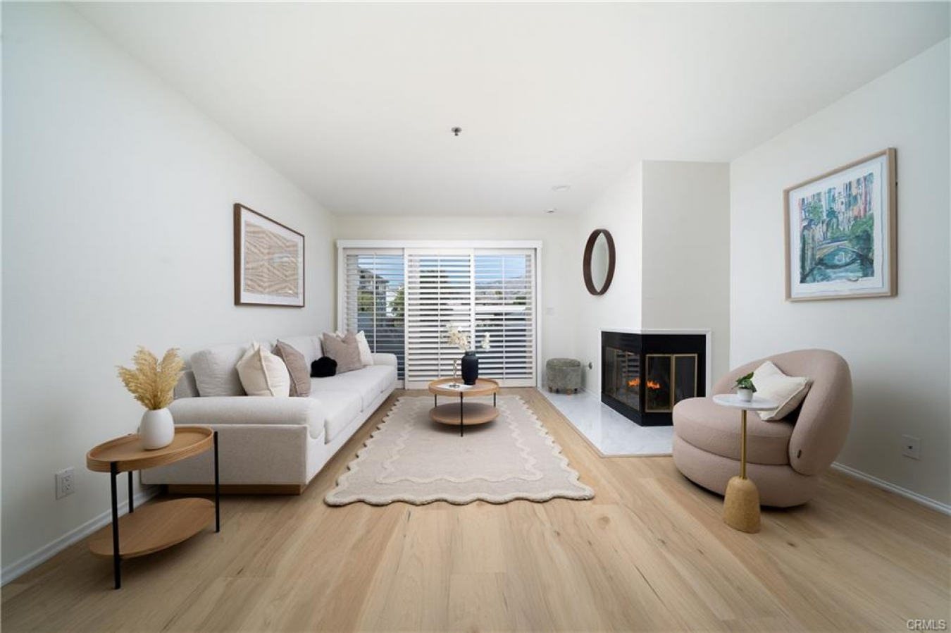 Pasadena, Los Angeles, 91101, United States, 2 Bedrooms Bedrooms, ,2 BathroomsBathrooms,Residential,For Sale,1973480