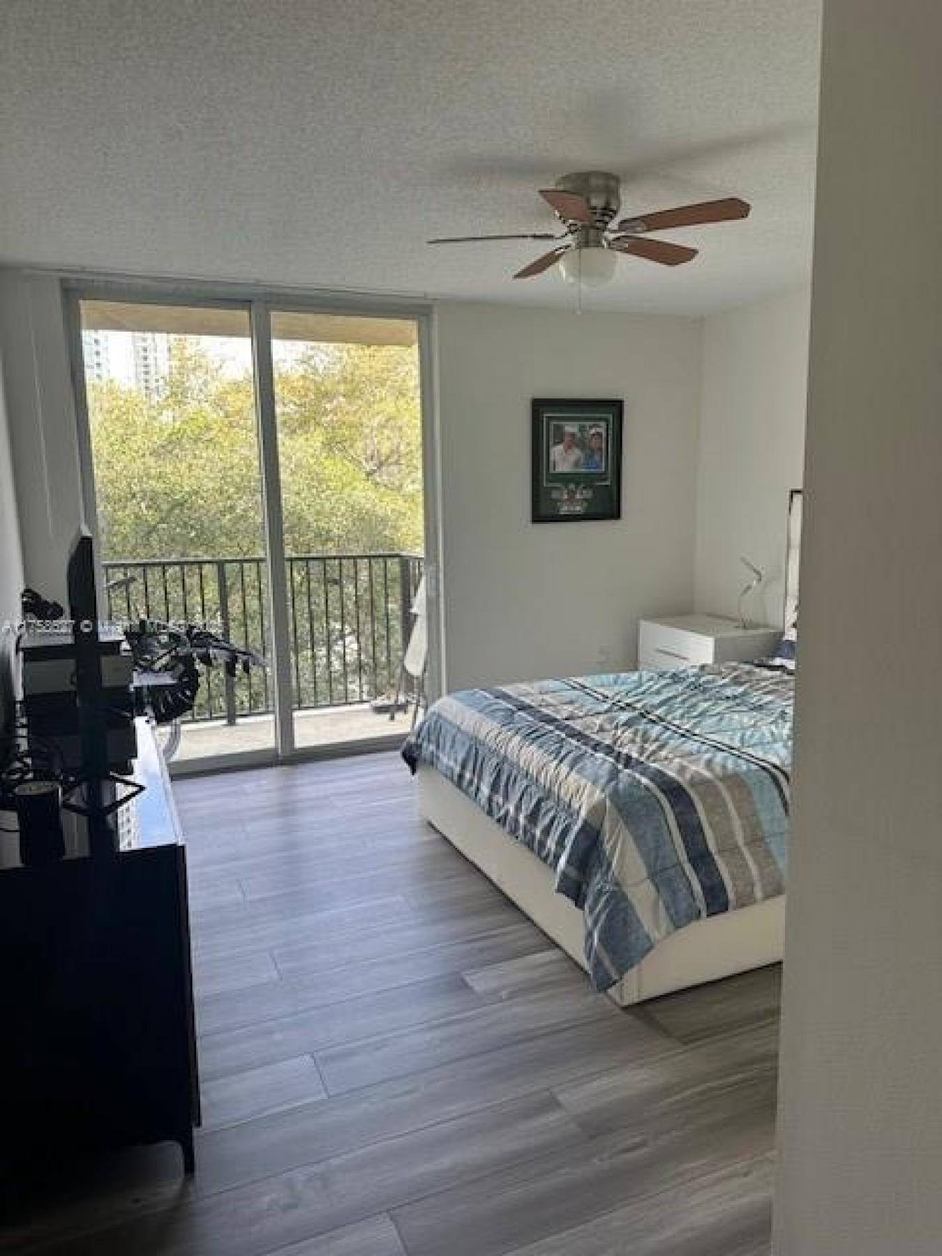 520 SE 5th Avenue 2307, Fort Lauderdale, Broward County, 33301, United States, 1 Bedroom Bedrooms, ,1 BathroomBathrooms,Residential,For Sale,520 SE 5th Avenue 2307,220482