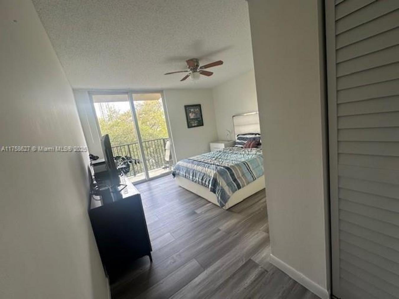 520 SE 5th Avenue 2307, Fort Lauderdale, Broward County, 33301, United States, 1 Bedroom Bedrooms, ,1 BathroomBathrooms,Residential,For Sale,520 SE 5th Avenue 2307,220482