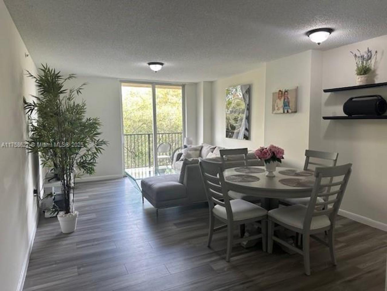 520 SE 5th Avenue 2307, Fort Lauderdale, Broward County, 33301, United States, 1 Bedroom Bedrooms, ,1 BathroomBathrooms,Residential,For Sale,520 SE 5th Avenue 2307,220482