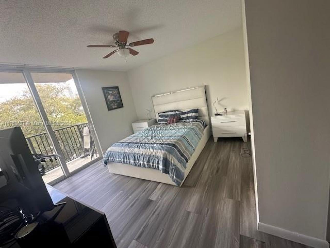 520 SE 5th Avenue 2307, Fort Lauderdale, Broward County, 33301, United States, 1 Bedroom Bedrooms, ,1 BathroomBathrooms,Residential,For Sale,520 SE 5th Avenue 2307,220482