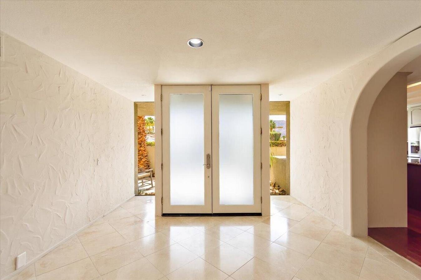 Rancho Mirage, California, 92270, United States, 3 Bedrooms Bedrooms, ,2 BathroomsBathrooms,Residential,For Sale,1973495