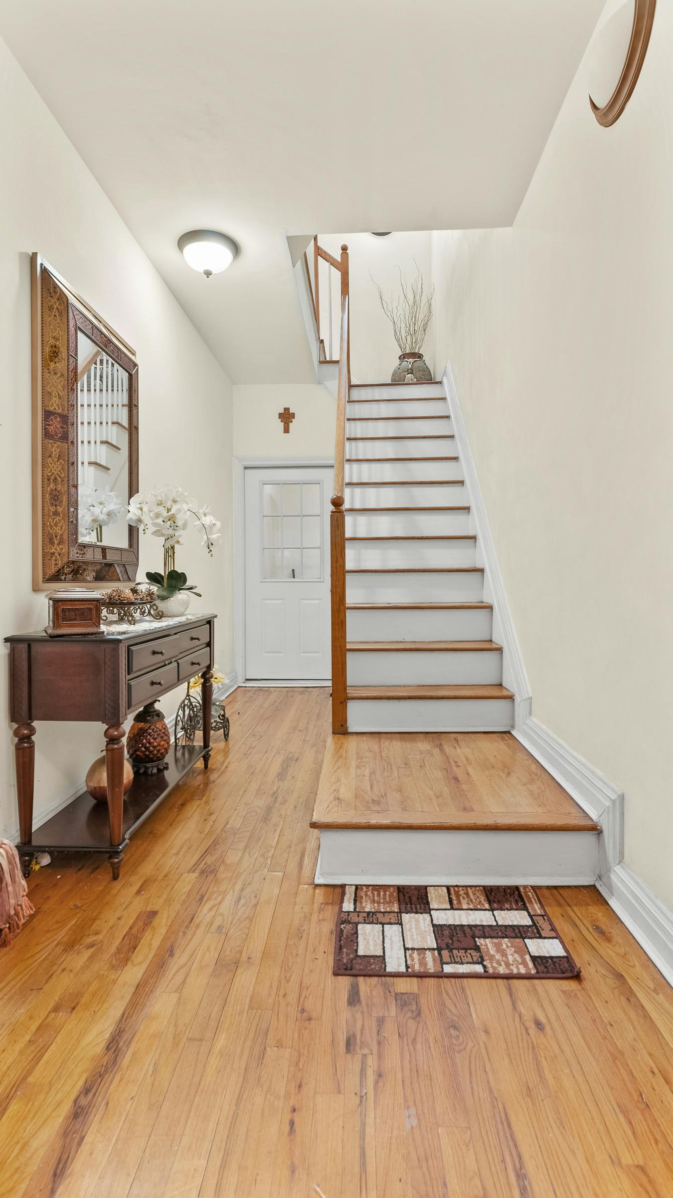 Washington Heights, New York, 10032, United States, 6 Bedrooms Bedrooms, ,5 BathroomsBathrooms,Residential,For Sale,1973469