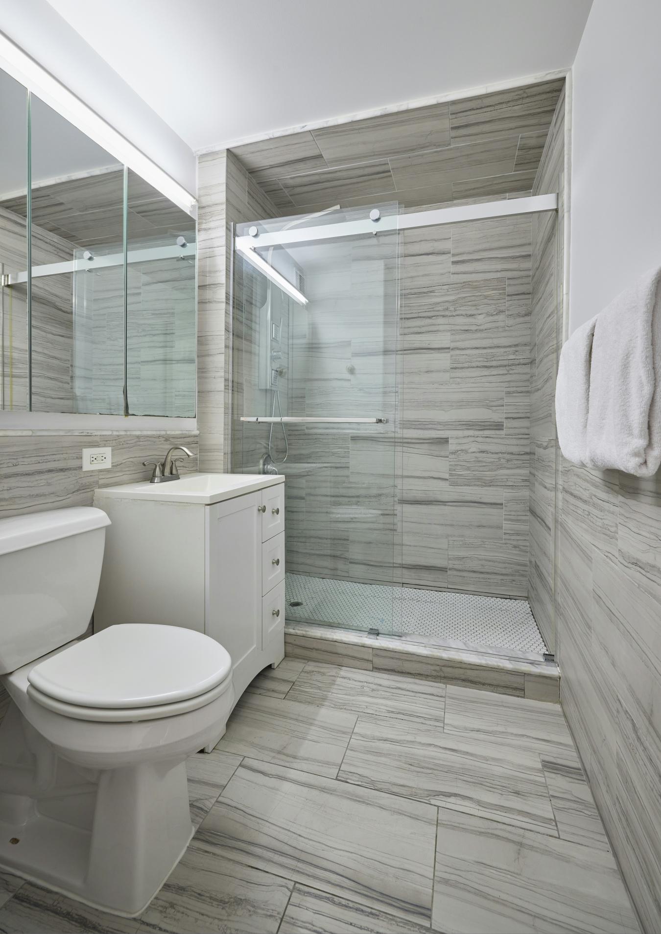 Harlem, New York, 10026, United States, 4 Bedrooms Bedrooms, ,3 BathroomsBathrooms,Residential,For Sale,1973467