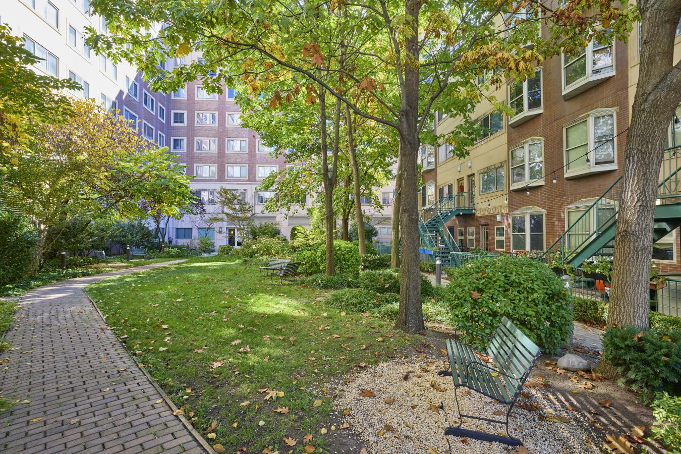 Harlem, New York, 10026, United States, 4 Bedrooms Bedrooms, ,3 BathroomsBathrooms,Residential,For Sale,1973467