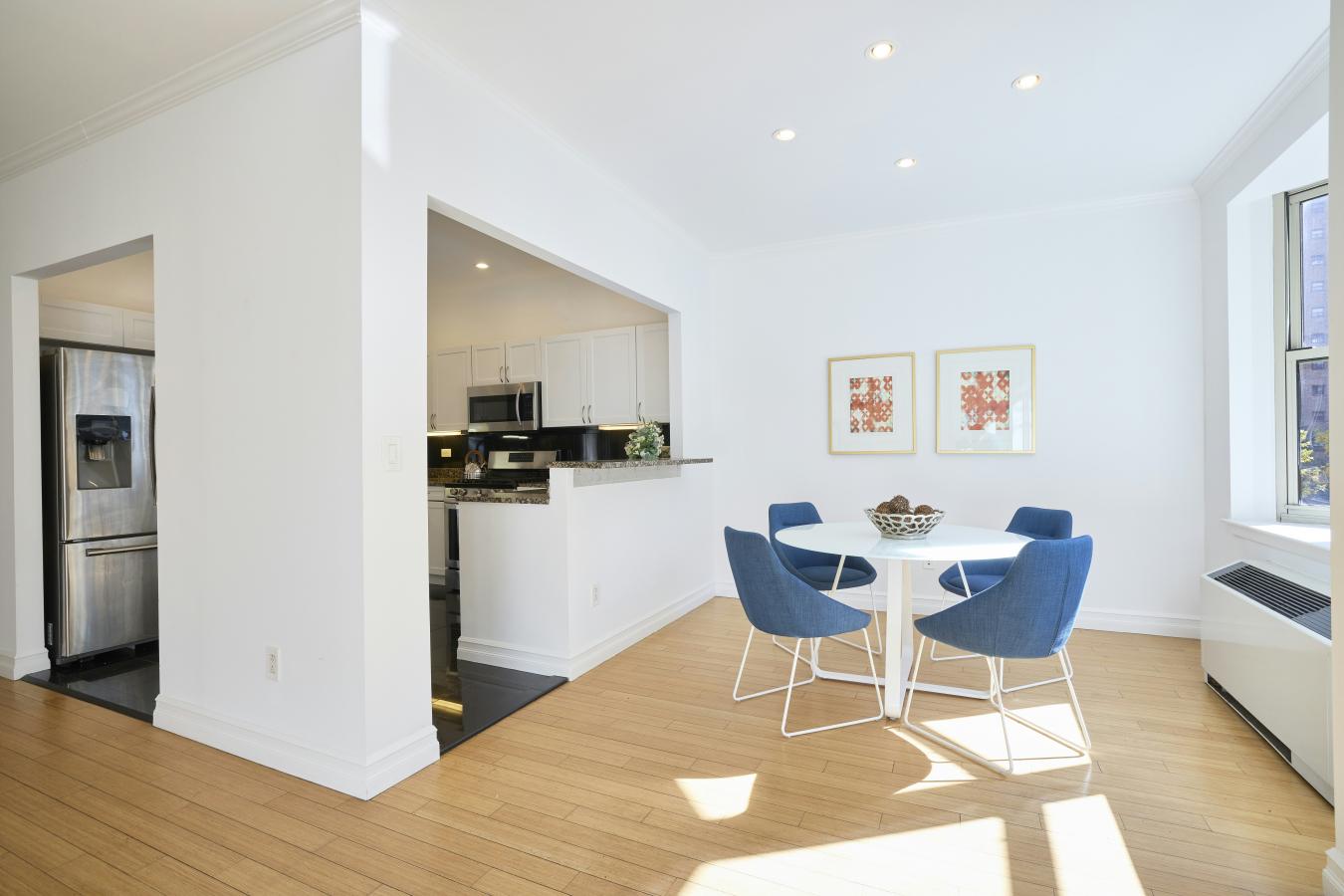 Harlem, New York, 10026, United States, 4 Bedrooms Bedrooms, ,3 BathroomsBathrooms,Residential,For Sale,1973467