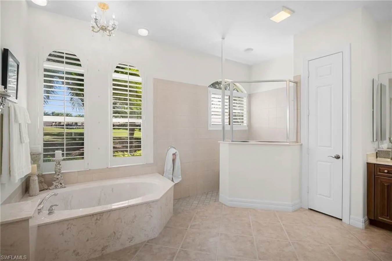 BONITA SPRINGS, Florida, 34135, United States, 4 Bedrooms Bedrooms, ,3 BathroomsBathrooms,Residential,For Sale,1973476