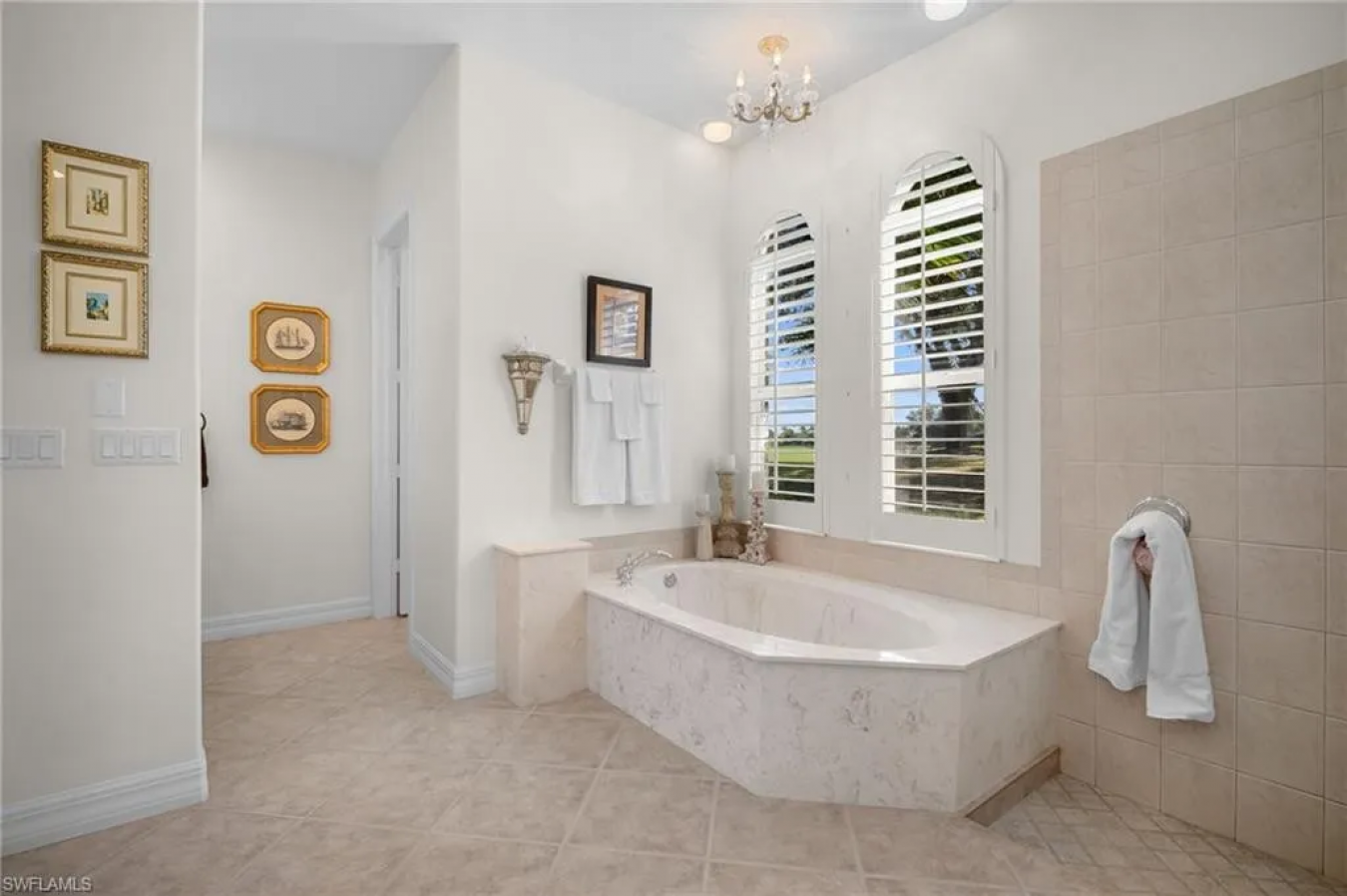 BONITA SPRINGS, Florida, 34135, United States, 4 Bedrooms Bedrooms, ,3 BathroomsBathrooms,Residential,For Sale,1973476