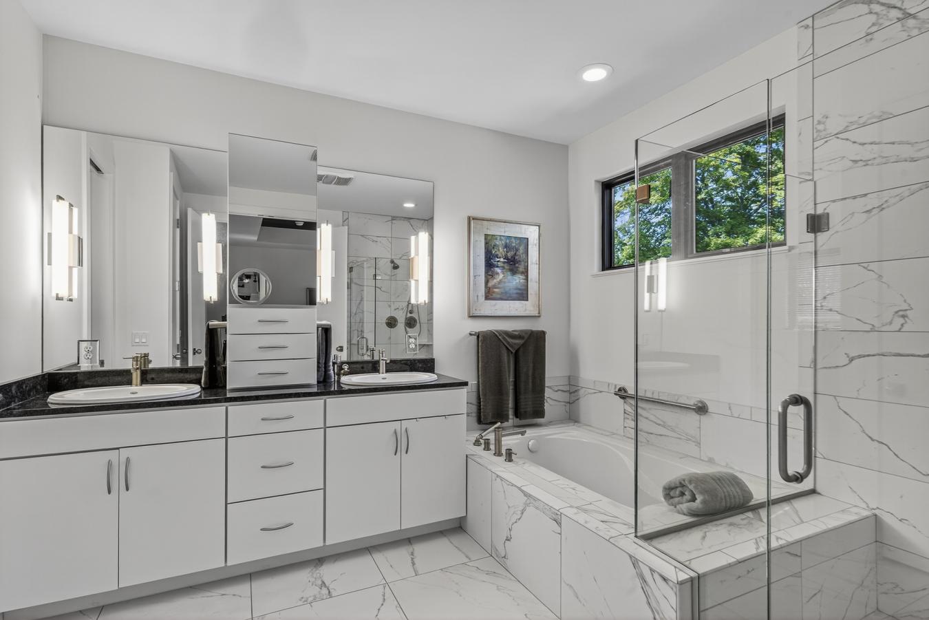 Cincinnati, Hamilton, 45230, United States, 4 Bedrooms Bedrooms, ,5 BathroomsBathrooms,Residential,For Sale,1973458