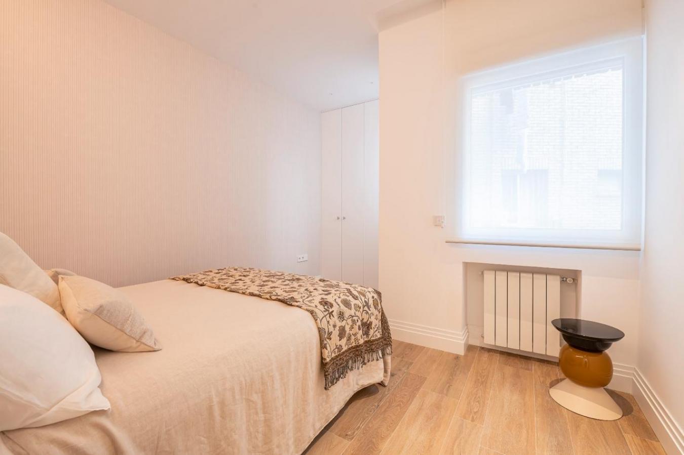 Jerónimos, Jerónimos, 28014, Spain, 3 Bedrooms Bedrooms, ,2 BathroomsBathrooms,Residential,For Sale,1973456