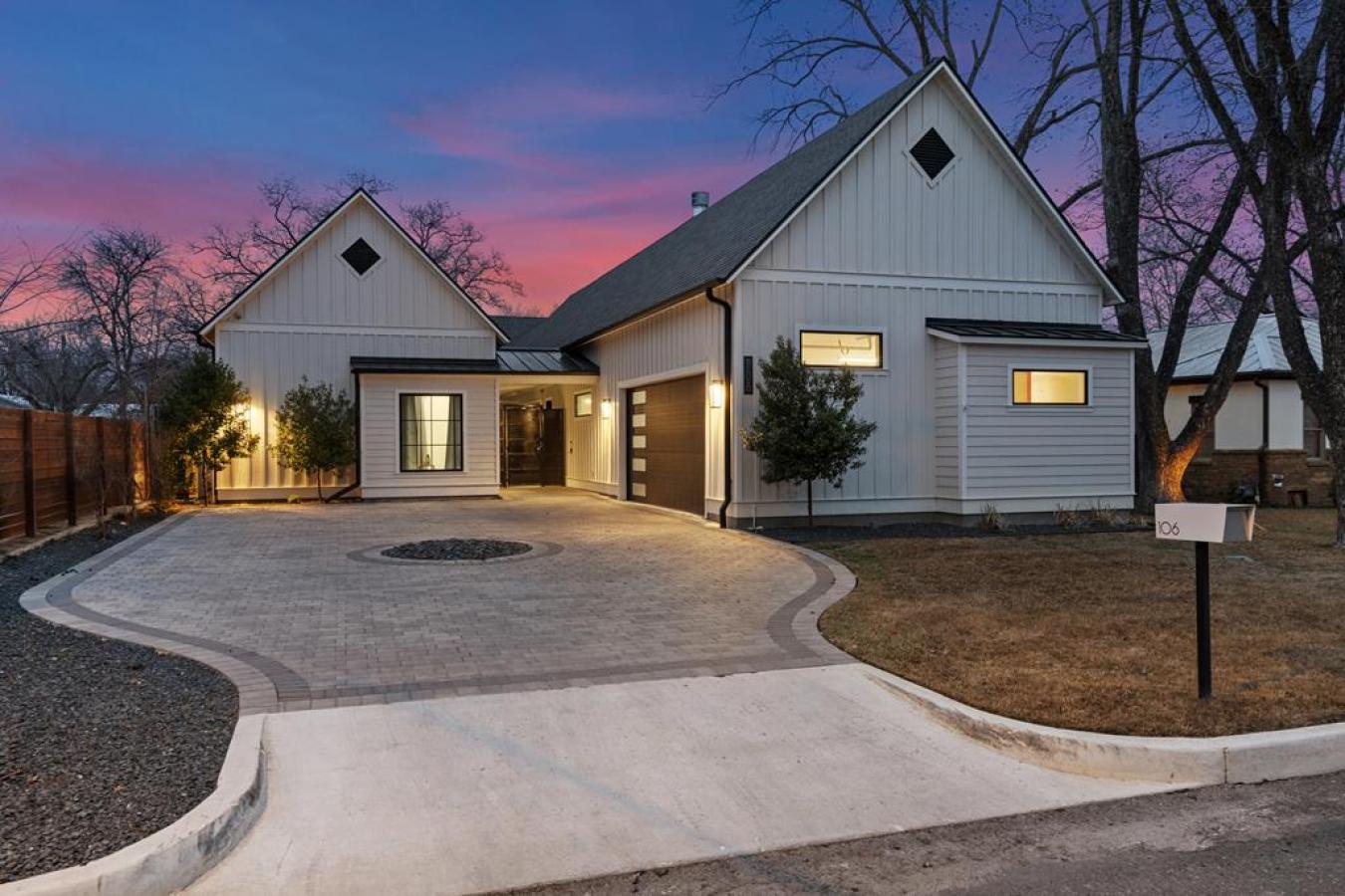 Fredericksburg, Gillespie, 78624, United States, 3 Bedrooms Bedrooms, ,3 BathroomsBathrooms,Residential,For Sale,1973453