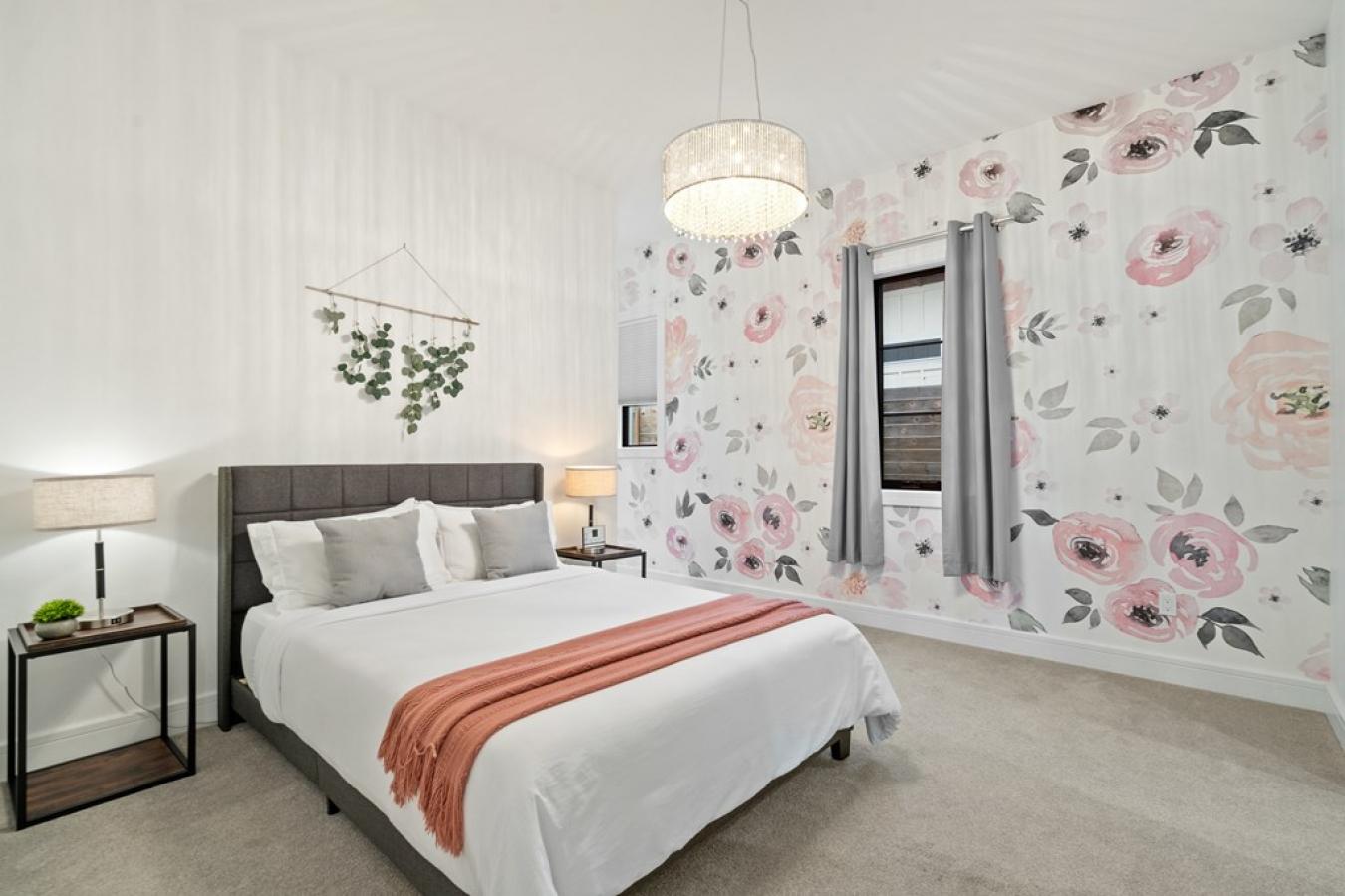 Fredericksburg, Gillespie, 78624, United States, 3 Bedrooms Bedrooms, ,3 BathroomsBathrooms,Residential,For Sale,1973453