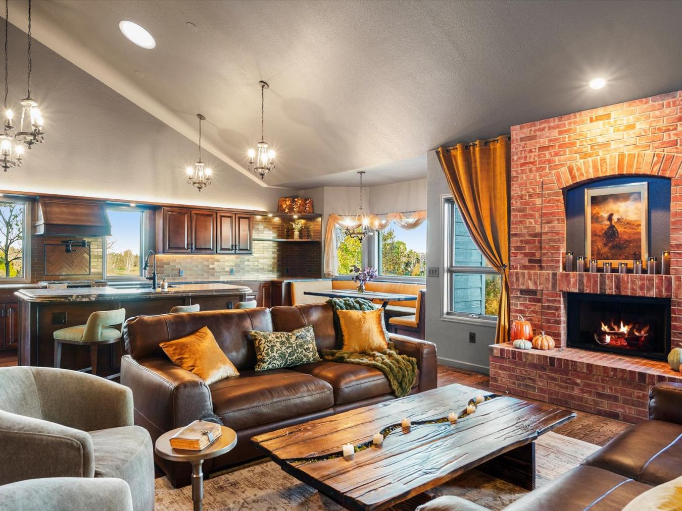 Broomfield, Colorado, 80020, United States, 5 Bedrooms Bedrooms, ,3 BathroomsBathrooms,Residential,For Sale,1973451